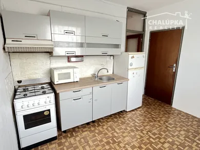 Mieszkania na sprzedaż, 3-pokojowe, Nové Mesto nad Váhom · €134 000