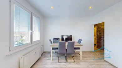 Na predaj 2-izbový byt, 56 m², Zvolen, Bystrický rad