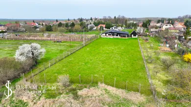 Na predaj dom, 500 m², Želiezovce