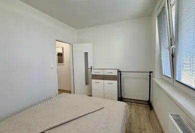 Na prenájom 2-izbový byt, 40 m², Košice-Západ, Ružová