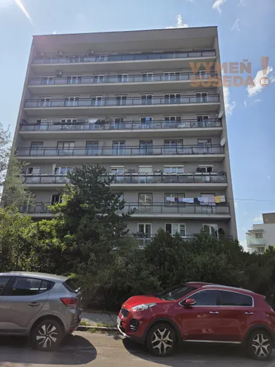 Na predaj 4-izbový byt, 107 m², Bratislava-Staré Mesto