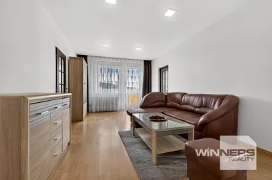Mieszkania na sprzedaż, 3-pokojowe, Bratislava-Dúbravka · €244 900