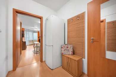 Na predaj 2-izbový byt, 58 m², Bratislava-Ružinov, Jégého