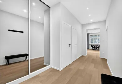 Na prenájom 2-izbový byt, 74 m², Bratislava-Nové Mesto, Americká