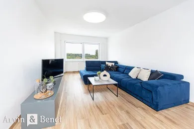 Na prenájom 3-izbový byt, 110 m², Bratislava-Staré Mesto