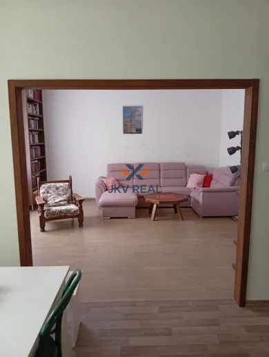 Eladó lakások, 2-szobás, Banská Bystrica · €169 000