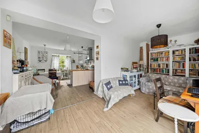 Na predaj 4-izbový dom, 160 m², Bratislava-Nové Mesto, Za Kasárňou