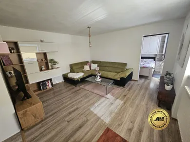 Na prenájom 2-izbový byt, 44 m², Zvolen, J. Alexyho