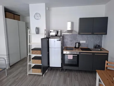 Na prenájom 1-izbový byt, 38 m², Senica, Sadová
