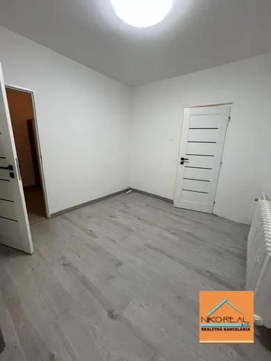Na predaj 3-izbový byt, 46 m², Bratislava-Dúbravka, Bagarova