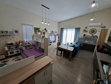 Na predaj 2-izbový byt, 65 m², Biely Kostol, Slnečná