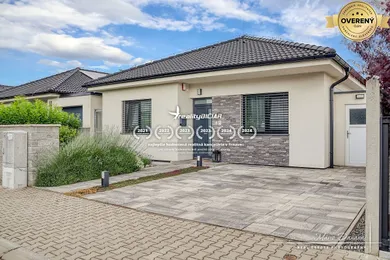 Domy na sprzedaż, 4-pokojowe, Trnava · €448 000