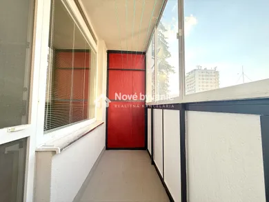 Na predaj 2-izbový byt, 60 m², Želiezovce, Sládkovičova
