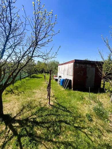 Na predaj pozemok v Levice · €15 000 · Pôvodný stav