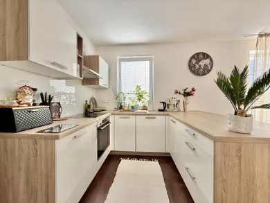 Byty na predaj 2-izbový, Rovinka · €209 900