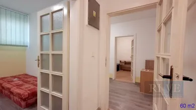 Mieszkania na wynajem, 3-pokojowe, Bratislava-Dúbravka · €600