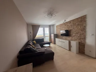 Byty na prenájom 3-izbový, Trnava · €800