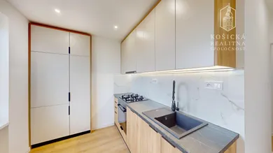 Na predaj 3-izbový byt, 63 m², Trebišov, Zimná