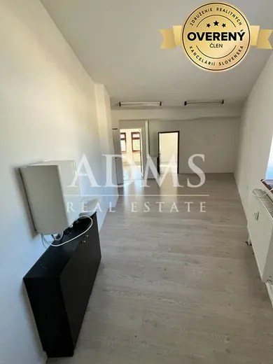 Na prenájom komerčné, 80 m², Žilina, Hviezdoslavova