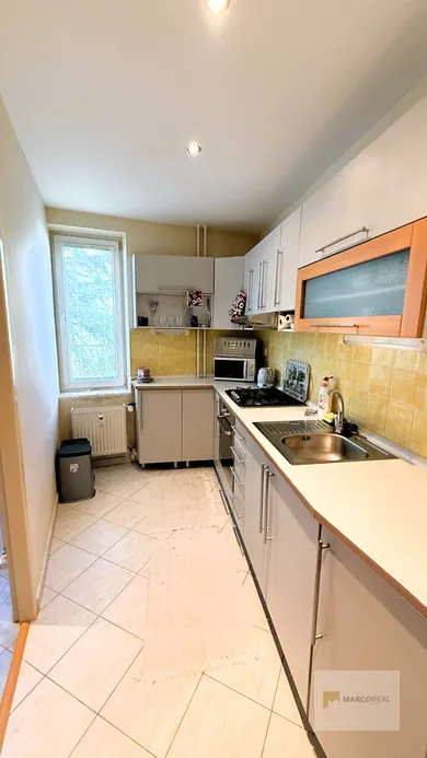 Kiadó lakások, 2-szobás, Trnava · €690