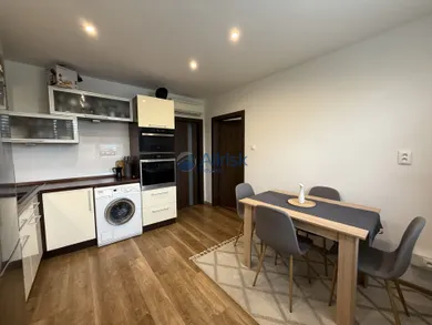 Na prenájom 1-izbový byt, 38 m², Šaľa, M. M. Hodžu