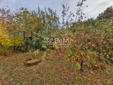 Na predaj pozemok, 389 m², Zlaté Moravce