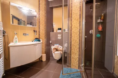 Na prenájom 4-izbový byt, 146 m², Bratislava-Karlova Ves, Hlaváčikova