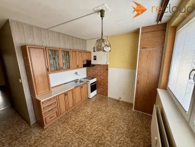 Na predaj 4-izbový byt, 101 m², Poprad, Svätoplukova