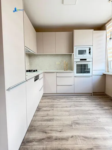 Na predaj 2-izbový byt, 66 m², Zvolen, J. Gagarina