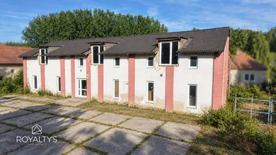Na predaj objekt, 38 m², Hurbanovo, Komárňanská