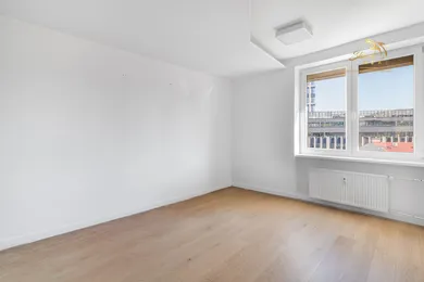 Na predaj 3-izbový byt, 77 m², Bratislava-Staré Mesto, Šancová