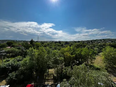 Квартиры на продажу, 3-комнатные, Košice-Sever · €216 500