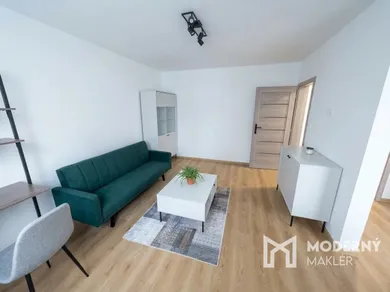 Na prenájom 2-izbový byt, 50 m², Bratislava-Ružinov, Rumančeková