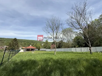 Na predaj pozemok, Borinka