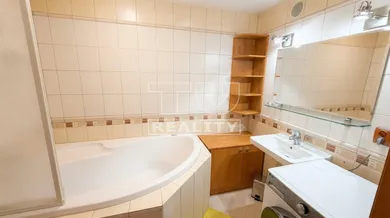 Na predaj 3-izbový byt, 76 m², Poprad