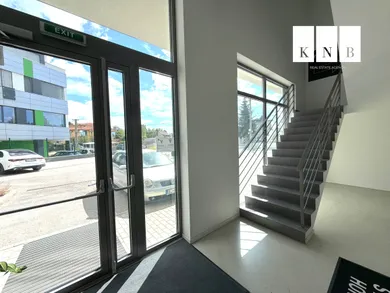 Na prenájom komerčné, 1 m², Bratislava-Nové Mesto, Ľubochnianska
