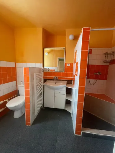 Na predaj 2-izbový byt, 58 m², Komárno, Zváračská ul.