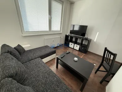 Na prenájom 3-izbový byt, 56 m², Šaľa, Nešporova