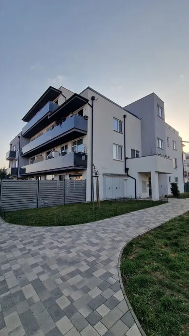Apartments for sale, 2-room in Miloslavov · €206,900