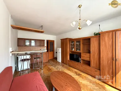 Mieszkania na sprzedaż, 1-pokojowe, Nitra · €100 000