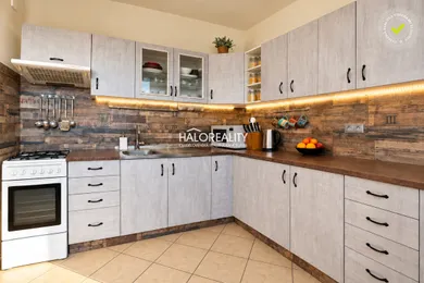 Mieszkania na sprzedaż, 4-pokojowe, Bratislava-Podunajské Biskupice · €259 900