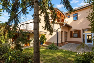 Domy na sprzedaż, Nitra · €370 000