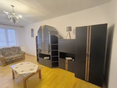 Na prenájom 2-izbový byt, 64 m², Závadka nad Hronom