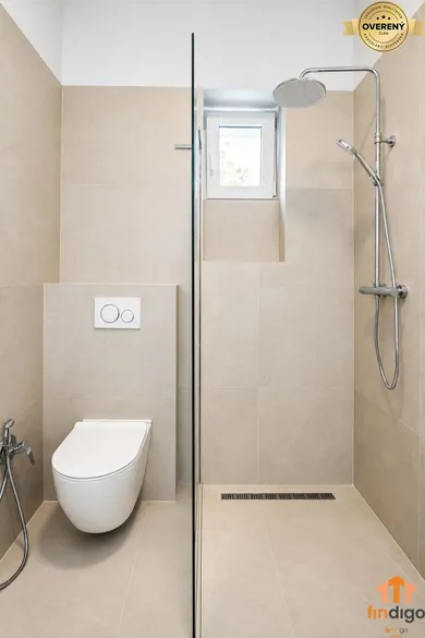 Na predaj 3-izbový byt, 83 m², Nitra, Štúrova