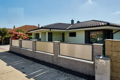 Na predaj 3-izbový dom, 430 m², Bernolákovo