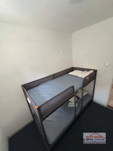 Na prenájom objekt, 150 m², Šurany, Kostolný Sek