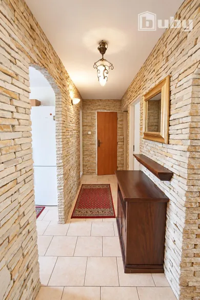 Na prenájom 2-izbový byt, 58 m², Martin, Jesenského