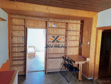 Na prenájom 2-izbový byt, 55 m², Poprad, Okružná