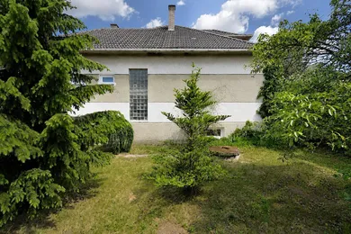 Na predaj 4-izbový dom, 135 m², Lozorno, Staničná