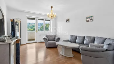 Mieszkania na wynajem, 3-pokojowe, Bratislava-Dúbravka · €1100
